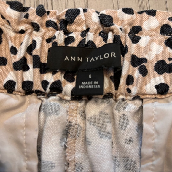 Ann Taylor High Waisted Animal Print Elastic Waist Pants Size S - Picture 3 of 7